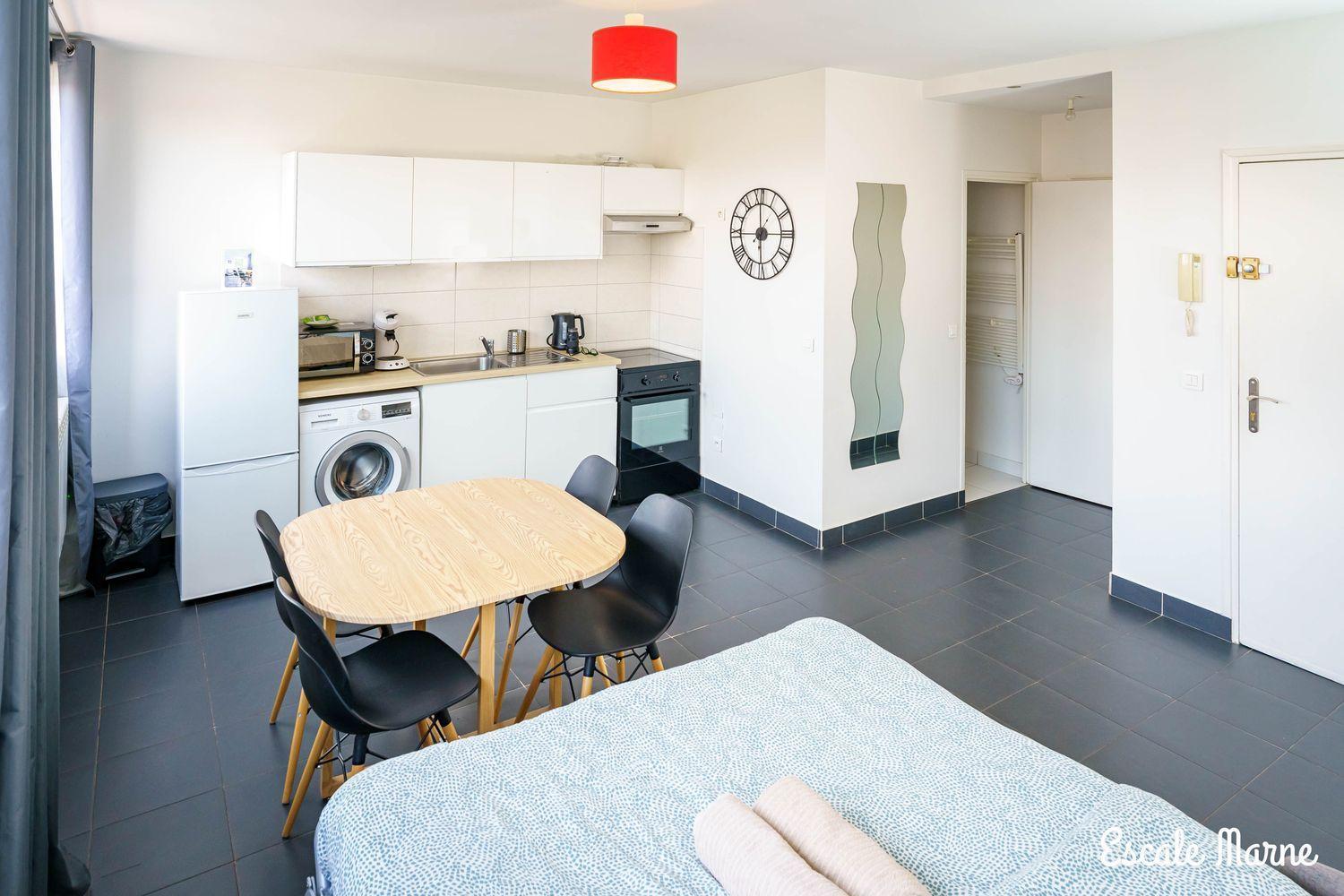 Escale-Marne Fr - 102 - Free Parking - Free Luggage Storage - All Equipped - Linen Included - Washing Machine - 10Mn Walk Metro 8 - Rer A - Panoramic View - From 1 To 4 Guests Maisons-Alfort Kültér fotó